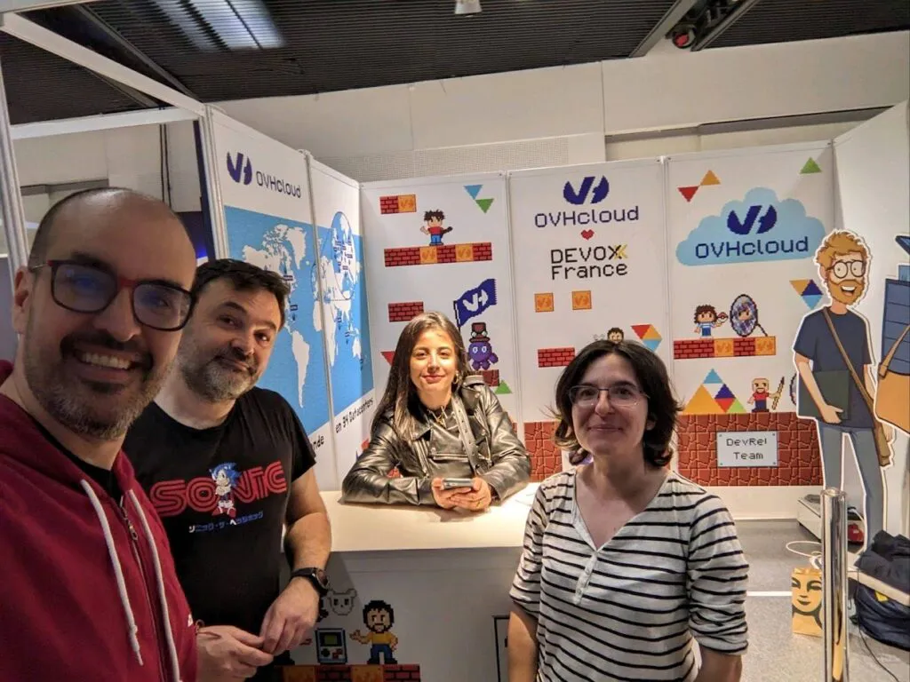 OVHcloud booth 4