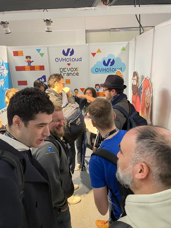 OVHcloud booth 7
