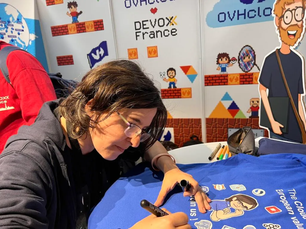 OVHcloud booth 6