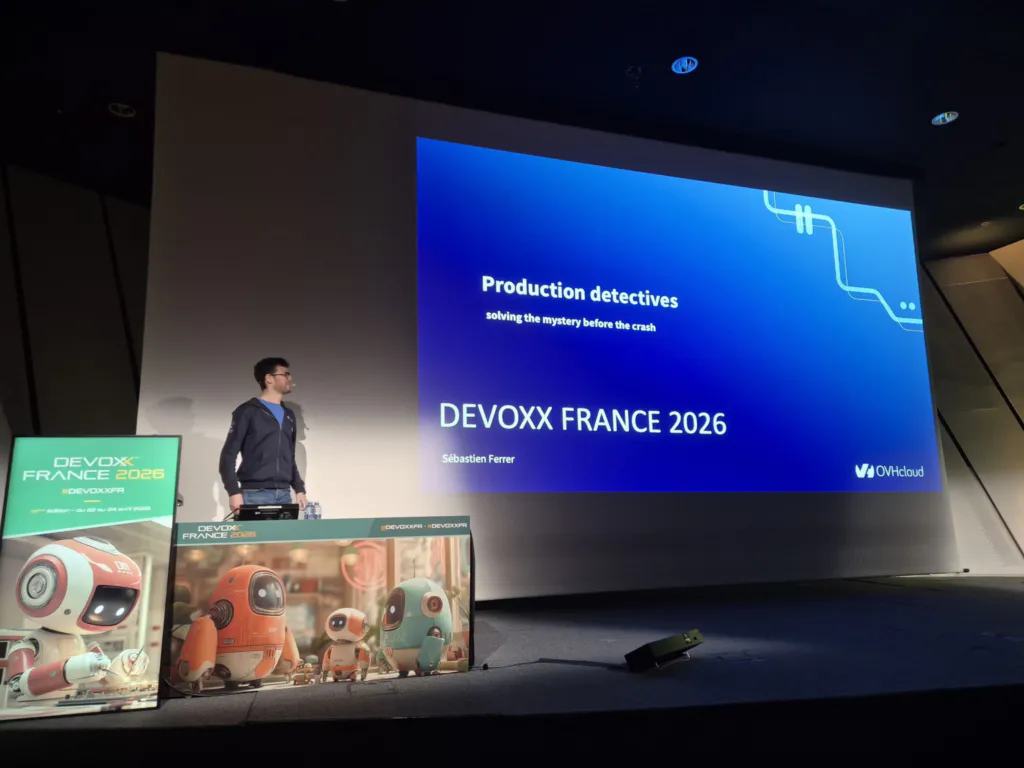 Sébastien Ferrer speaking at Devoxx France 2026