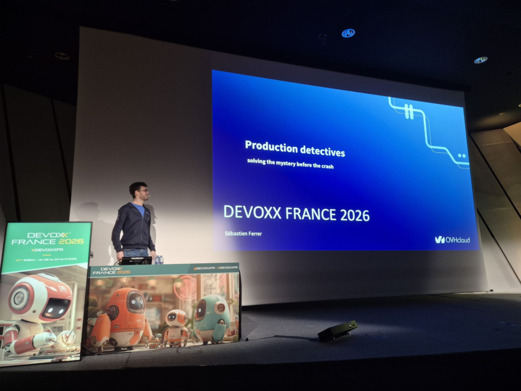 Sébastien Ferrer speaking at Devoxx France 2026